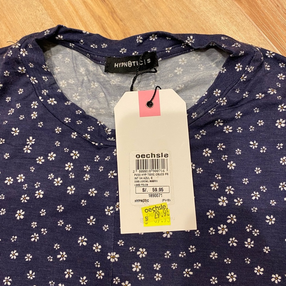 Shirt - Picture 2 of 3